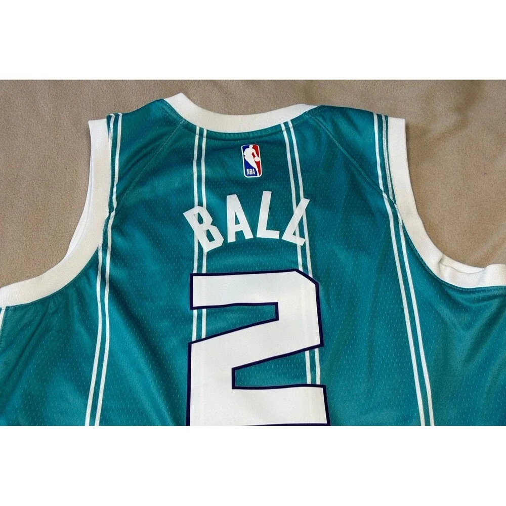 Nike Dri-Fit LaMelo Ball #2 Charlotte Hornets Youth Jersey Size: M 10-12 NBA